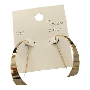 A New Day Gold Tone Earrings | NWT |